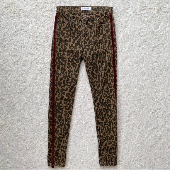 Zara woman high rise leopard animal print red velvet trim skinny jeans 2 - Picture 2 of 12